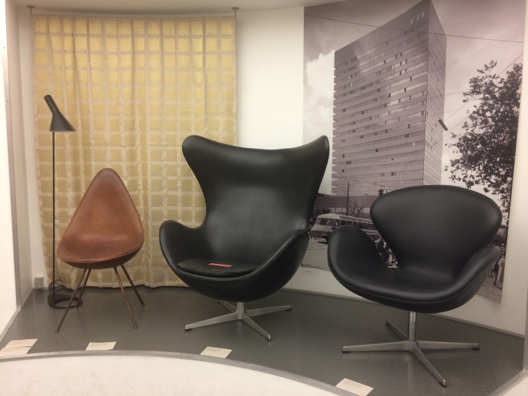 Arne Jacobsen chairs